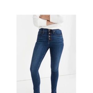 Madewell 9” Mid Rise Skinny Button Fly Jeans. Size 32